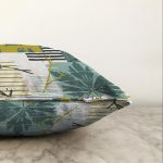 - Sonil-K-7285-Gorsel3 - Realhomes  Beyaz Zemin Üzerinde Onedraw Çizimli Yaprak Motifli Raşel Kadife Yastık Kırlent Kılıfı Realhomes