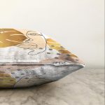 - Sonil-K-7293-Gorsel3 - Realhomes  Soft Renkli Zeminli Bayan Silüeti Dijital Baskılı Modern Raşel Kadife Yastık Kırlent Kılıfı Realhomes