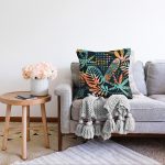 Siyah Zemin Üzerinde Onedraw Çizimli Yaprak Motifli Raşel Kadife Yastık Kırlent Kılıfı Realhomes