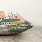 - Sonil-K-7315-Gorsel3 - Realhomes  Soft Renkli Zemin Üzerinde Onedraw Çizimli Yaprak Motifli Raşel Kadife Yastık Kırlent Kılıfı Realhomes