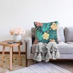 - Sonil-K-7320-Gorsel2 - Realhomes  Siyah Zemin Üzerinde Rengarenk Çiçek Desenli Raşel Kadife Yastık Kırlent Kılıfı Realhomes