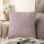 - Sonil-K-7352-Gorsel1 - Realhomes  Renkli Zeminli Siyah Puantiye Desenli Dijital Baskılı Modern Raşel Kadife Yastık Kırlent Kılıfı Realhomes