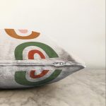 - Sonil-K-7358-Gorsel3 - Realhomes  Pastel Renkli Zeminli Onedraw Çizimli Dijital Baskılı Modern Raşel Kadife Yastık Kırlent Kılıfı Realhomes