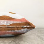 Pastel Renkli Zeminli Onedraw Çizimli Dijital Baskılı Modern Raşel Kadife Yastık Kırlent Kılıfı Realhomes