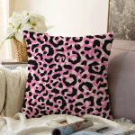 - Sonil-K-7367-Gorsel1 - Realhomes  Siyah Zeminli Pembe Renkli Çizim Dijital Baskılı Modern Raşel Kadife Yastık Kırlent Kılıfı Realhomes