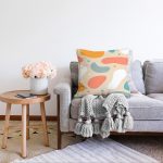 - Sonil-K-7386-Gorsel2 - Realhomes  Hardal Zemin Üzerinde Onedraw Çizimli Oval Desenler Raşel Kadife Yastık Kırlent Kılıfı Realhomes