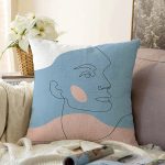 - Sonil-K-7422-Gorsel1 - Realhomes  Renkli Zeminde Onedraw Çizimli Bayan Silüeti Dijital Baskılı Modern Raşel Kadife Yastık Kılıfı Realhomes