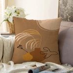 - Sonil-K-7427-Gorsel1 - Realhomes  Renkli Zeminde Onedraw Çizimli Vazo Temalı Dijital Baskılı Modern Raşel Kadife Kırlent Kılıfı Realhomes