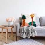 Renkli Zeminli Palmiye Desenli Dijital Baskılı Modern Raşel Kadife Yastık Kırlent Kılıfı Realhomes