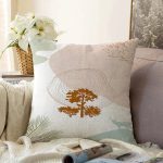 - Sonil-K-7508-Gorsel1 - Realhomes  Beyaz Zeminli Onedraw Çizimli Ağaç Motifli Dijital Baskılı Modern Raşel Kadife Kırlent Kılıfı Realhomes