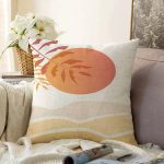 Renkli Zeminli Onedraw Çizimli Çöl Manzara Temalı Modern Raşel Kadife Yastık Kırlent Kılıfı Realhomes