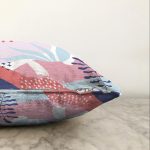 Beyaz Zeminli Renkli Onedraw Çizimli Dijital Baskılı Modern Raşel Kadife Yastık Kırlent Kılıfı Realhomes