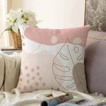 - Sonil-K-7563-Gorsel1 - Realhomes Beyaz Zemin Üzerinde Pastel Renkli Yaprak Desenli Modern Raşel Kadife Yastık Kırlent Kılıfı Realhomes