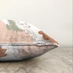 Beyaz Zemin Üzerinde Onedraw Çizimli Bayan Silüeti Modern Raşel Kadife Yastık Kırlent Kılıfı Realhomes