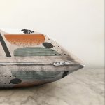 - Sonil-K-7582-Gorsel3 - Realhomes  Pastel Renkli Onedraw Çizimli Geometrik Desenli Modern Raşel Kadife Yastık Kırlent Kılıfı Realhomes