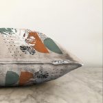 - Sonil-K-7583-Gorsel3 - Realhomes Pastel Renkli Onedraw Çizimli Geometrik Desenli Modern Raşel Kadife Yastık Kırlent Kılıfı Realhomes