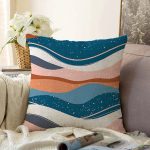 - Sonil-K-7590-Gorsel1 - Realhomes  Renkli Zemin Üzerinde Geometrik Çizim Dijital Baskılı Modern Raşel Kadife Yastık Kırlent Kılıfı Realhomes