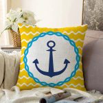 - Sonil-K-7600-Gorsel1 - Realhomes  Sarı Zemin Üzerinde Çapa Çizimli Dijital Baskılı Modern Raşel Kadife Yastık Kırlent Kılıfı Realhomes