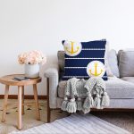 - Sonil-K-7601-Gorsel2 - Realhomes  Lacivert Zemin Üzerinde Çapa Çizimli Dijital Baskılı Modern Raşel Kadife Yastık Kırlent Kılıfı Realhomes