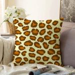 - Sonil-K-7604-Gorsel1 - Realhomes  Renkli Zemin Üzerinde Geometrik Çizim Dijital Baskılı Modern Raşel Kadife Yastık Kırlent Kılıfı Realhomes