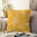 Rengarenk Zemin Üzerinde Çiçek Desenli Dijital Baskılı Modern Raşel Kadife Yastık Kırlent Kılıfı Realhomes