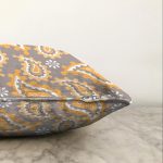 - Sonil-K-7622-Gorsel3 - Realhomes  Gri Zeminli Renkli Geometrik Desenli Dijital Baskılı Modern Raşel Kadife Yastık Kırlent Kılıfı Realhomes