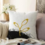 - Sonil-K-7658-Gorsel1 - Realhomes  Beyaz Zemin Üzerinde Gold Detaylı Onedraw Çizimli Çiçek Desenli Raşel Kadife Yastık Kılıfı Realhomes