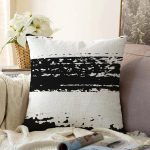 Beyaz Zemin Üzerinde Siyah Çizgili Geometrik Çizim Modern Raşel Kadife Yastık Kırlent Kılıfı Realhomes