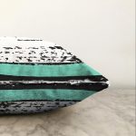 - Sonil-K-7680-Gorsel3 - Realhomes Beyaz Zeminli Renkli Soyut Çizim Dijital Baskılı Modern Raşel Kadife Yastık Kırlent Kılıfı Realhomes