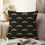 - Sonil-K-7702-Gorsel1 - Realhomes  Siyah Zeminli Gold Detaylı Çizim Dijital Baskılı Modern Raşel Kadife Yastık Kırlent Kılıfı Realhomes