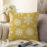 Gold Zemin Üzerinde Beyaz Renkli Kartanesi Desenli Modern Raşel Kadife Yastık Kırlent Kılıfı Realhomes