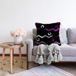 - Sonil-K-7742-Gorsel2 - Realhomes  Siyah Zeminli Renkli Zigzag Desenli Dijital Baskılı Modern Raşel Kadife Yastık Kırlent Kılıfı Realhomes