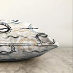 - Sonil-K-7751-Gorsel3 - Realhomes  Beyaz Zemin Üzerinde Renkli Geometrik Şekilli Dijital Baskılı Modern Raşel Kadife Yastık Kılıfı Realhomes