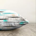 Beyaz Zeminli Modern Puantiyeli Dijital Baskılı Modern Raşel Kadife Yastık Kırlent Kılıfı Realhomes