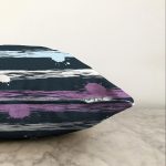 - Sonil-K-7766-Gorsel3 - Realhomes  Siyah Zemin Üzerinde Modern Çizgili Dijital Baskılı Modern Raşel Kadife Yastık Kırlent Kılıfı Realhomes