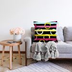 Siyah Zemin Üzerinde Modern Çizgili Renkli Puantiyeli Raşel Kadife Yastık Kırlent Kılıfı Realhomes