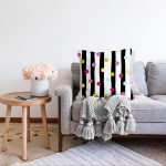 - Sonil-K-7799-Gorsel2 - Realhomes Beyaz Zemin Üzerinde Modern Siyah Çizgili Renkli Puantiyeli Raşel Kadife Yastık Kırlent Kılıfı Realhomes