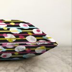 Siyah Zemin Üzerinde Modern Çizgili Beyaz Puantiyeli Raşel Kadife Yastık Kırlent Kılıfı Realhomes