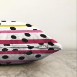 Beyaz Zemin Üzerinde Modern Renkli Çizgili Siyah Puantiyeli Raşel Kadife Yastık Kırlent Kılıfı Realhomes