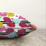 - Sonil-K-7814-Gorsel3 - Realhomes  Beyaz Zemin Üzerinde Siyah Modern Çizgili Renkli Puantiyeli Raşel Kadife Yastık Kırlent Kılıfı Realhomes