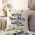 - Sonil-K-7828-Gorsel1 - Realhomes  Beyaz Zemin Üzerinde Gold Detaylı Merry Christmas Yazılı Raşel Kadife Yastık Kırlent Kılıfı Realhomes
