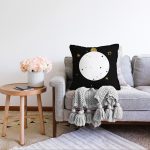 Siyah Zemin Üzerinde Gold Yıldız Detaylı Abajur Modern Raşel Kadife Yastık Kırlent Kılıfı Realhomes