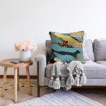 - Sonil-K-7860-Gorsel2 - Realhomes Siyah Zeminli Renkli Modern Desenli Dijital Baskılı Modern Raşel Kadife Yastık Kırlent Kılıfı Realhomes