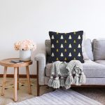 - Sonil-K-7876-Gorsel2 - Realhomes Renkli Zeminli Çam Ağacı Desenli Dijital Baskılı Modern Raşel Kadife Yastık Kırlent Kılıfı Realhomes