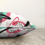 - Sonil-K-7881-Gorsel3 - Realhomes  Beyaz Zemin Üzerinde Soyut Çizimli Renkli Desen Çalışması Raşel Kadife Yastık Kırlent Kılıfı Realhomes