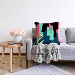 - Sonil-K-7882-Gorsel2 - Realhomes  Renkli Zemin Üzerinde Soyut Çizimli Modern Geometrik Desen Raşel Kadife Yastık Kırlent Kılıfı Realhomes