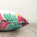 - Sonil-K-7883-Gorsel3 - Realhomes  Beyaz Zemin Üzerinde Renkli Çizimli Geometrik Desen Raşel Kadife Yastık Kırlent Kılıfı Realhomes