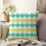 - Sonil-K-7910-Gorsel1 - Realhomes  Beyaz Zemin Üzerinde Renkli Geometrik Desenli Dijital Baskılı Modern Raşel Kadife Yastık Kılıfı Realhomes