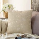 - Sonil-K-7956-Gorsel1 - Realhomes Pastel Zeminli Deniz Kabuğu Desenli Dijital Baskılı Modern Raşel Kadife Yastık Kırlent Kılıfı Realhomes