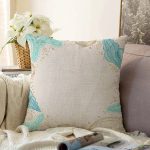 - Sonil-K-7961-Gorsel1 - Realhomes  Pastel Zeminli Deniz Kabuğu Desenli Dijital Baskılı Modern Raşel Kadife Yastık Kırlent Kılıfı Realhomes